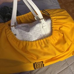 Go Yard Duffle Bag( slightly Used)