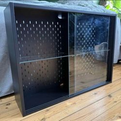 Ikea UPPSPEL vitrine