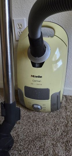 Working Miele Carina S4210 Canister Vacuum Cleaner
