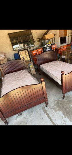 CAMITAS TWIN MADERA SOLIDA INCLUYE COLCHÓN $100 CADA UNA