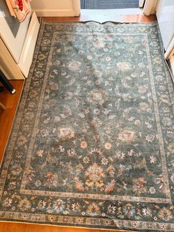 Vintage-Style Floral Area Rug – Sage Green 5x7