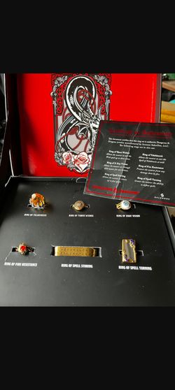 Dungeons& dragons 6 ring set