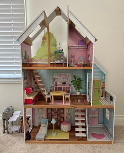 Doll house