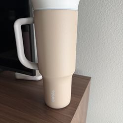 Owala Tumbler $10