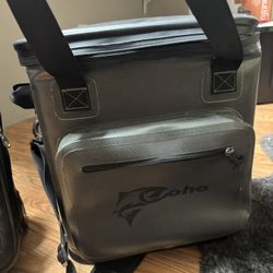 New 24 Can cooler “Coho”