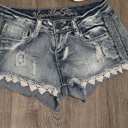 Size 5 Shorts 