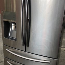 Beautiful Samsung Stainless Steel Four-Door Front Door Refrigerator DELIVERY