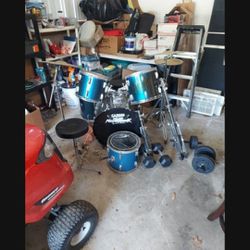 Nice Drum Set 