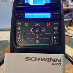 Schwinn 470 Elliptical 