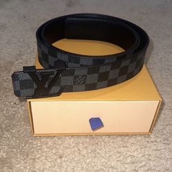 Black Louis Vuitton Belt for Sale in Dumfries, VA - OfferUp