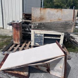 Free Scrap (Curb Alert)