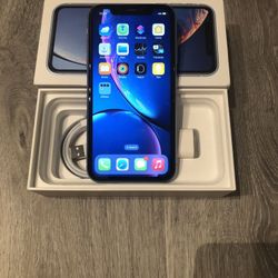 Unlocked iPhone XR 64 GB- Blue 