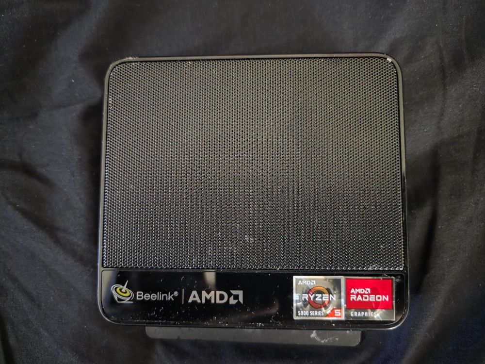 Computer AMD - 16G RAM/ NVME SSD
