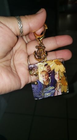 Picture keychain