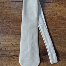 Burberry London 100% Silk Tie Necktie Made in Italy