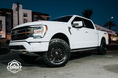 Method 318 17x8.5 +25 6x135 W/ 315/70/17 Toyo At3 Wheel Package