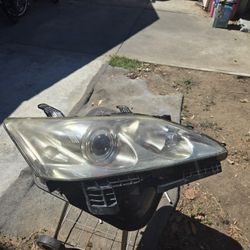 Leftside Headlight 2009