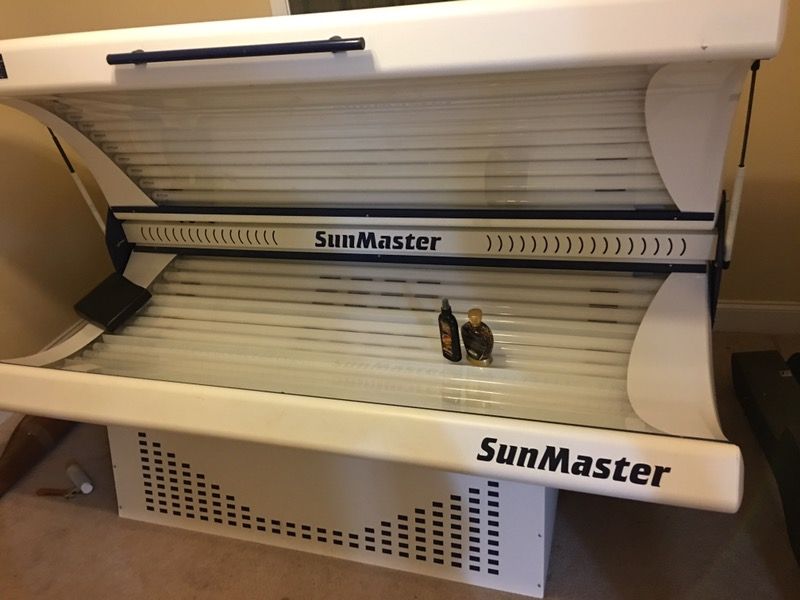Sunmaster 28 Bulb Tanning Bed, 40 OFF