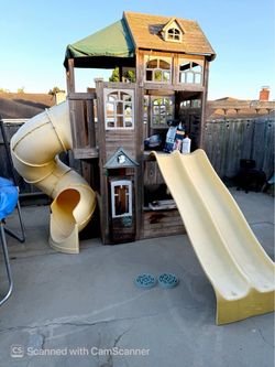 Backyard play set