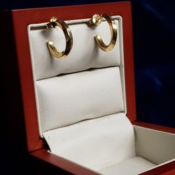  Earring 18k Tiffany  $440===110$===1g