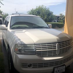 2010 Lincoln Navigator