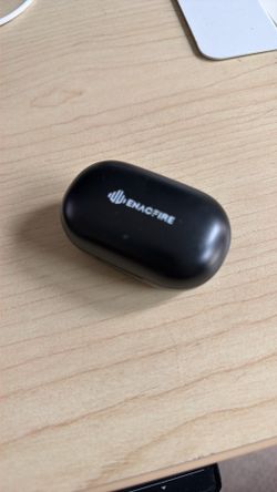 Bluetooth earbuds