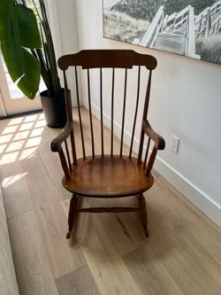 Vintage Nichols & Stone Windsor Rocking Chair – Solid Wood – Made in USA