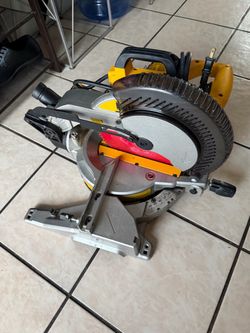 Dewalt