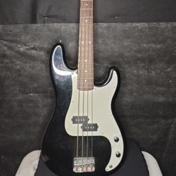 Fender Squier P Bass