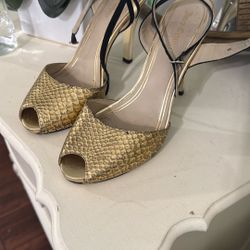 9 Women’s Shoes Heels 10$ Used