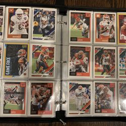 400+ Baseball And Football Cards With Binder + Patrick Mahomes Rated Rookie Card (Check Other Post For More Pictures)
