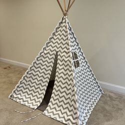 Kids’ Tee-Pee Play Tent