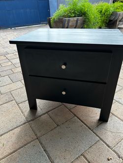 Solid Wood 2-Drawer Nightstand / Bedside Table