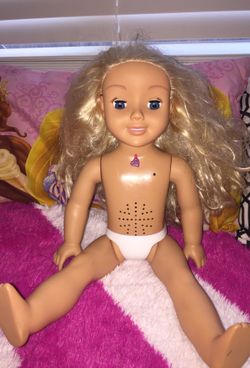 Callie doll down load app and she does something