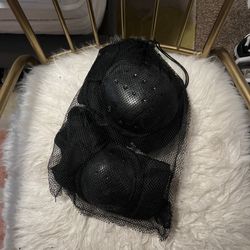 Wrist and elbow pads 