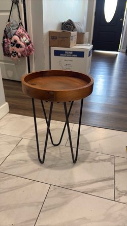 Round Wood Tray Side Table with Hairpin Legs