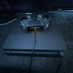 PS4 Slim