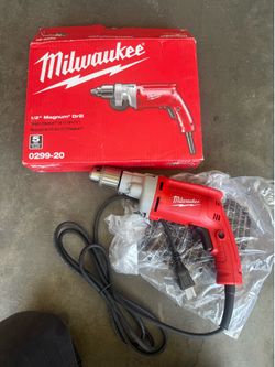 Milwaukee 1/2” magnum drill