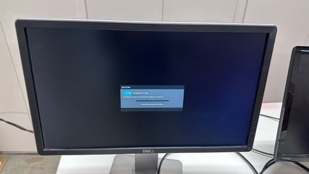 Dell 24-Inch Computer Monitor – Adjustable Stand
