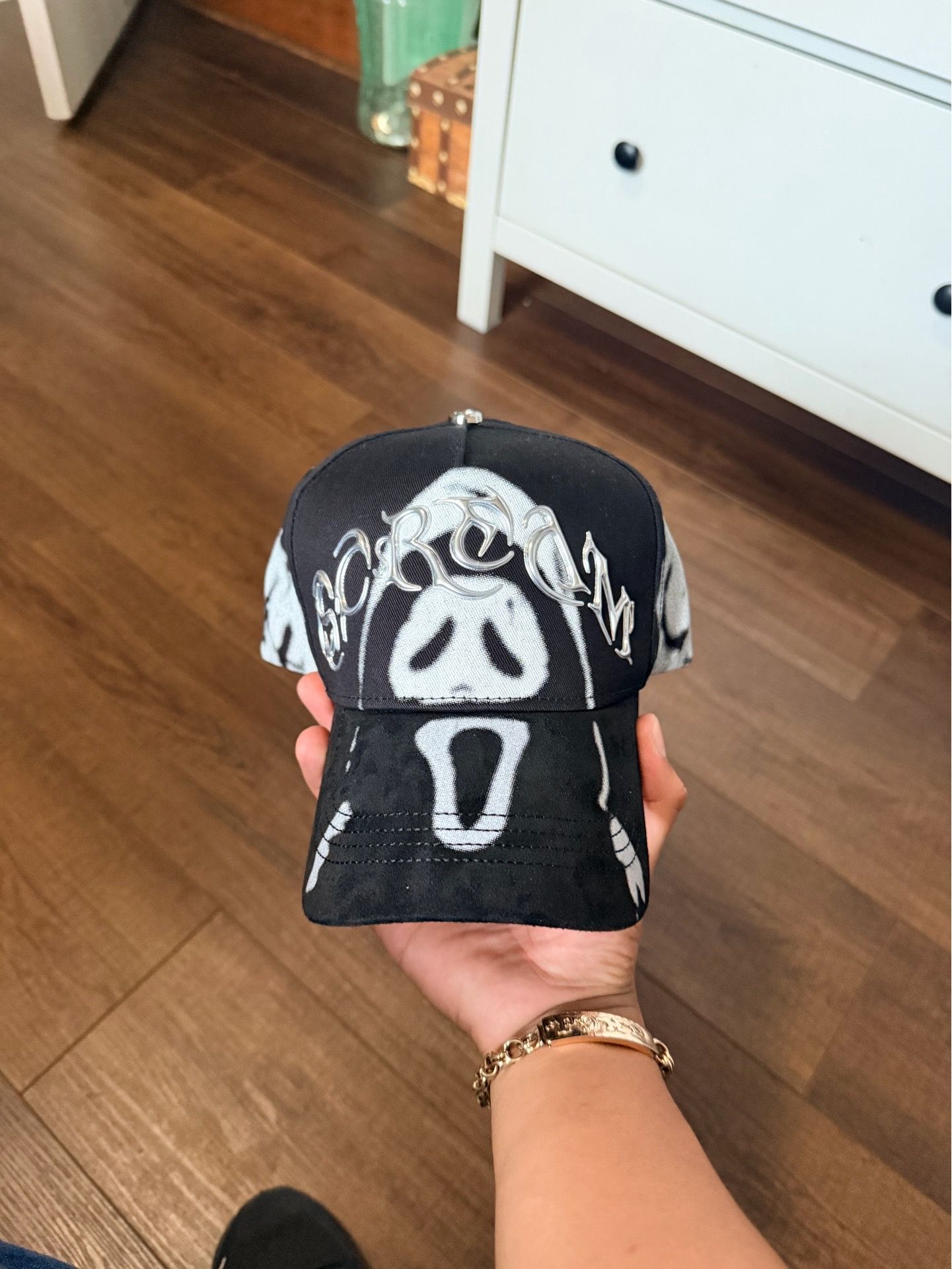 Barbas Hats Scream