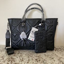 Valentino Crossover/Handheld Purse