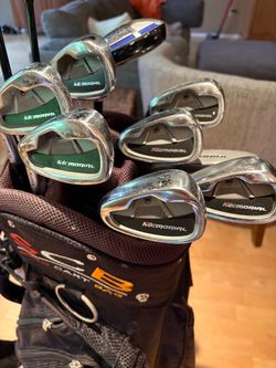 Set of Men’s Left Handed Golf Clubs with Cart Bag