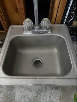 15x15 Wet Bar Sink
