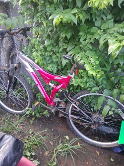 Hyper Wave Mountain Bike