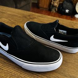 Men Nike Shoes Size 8