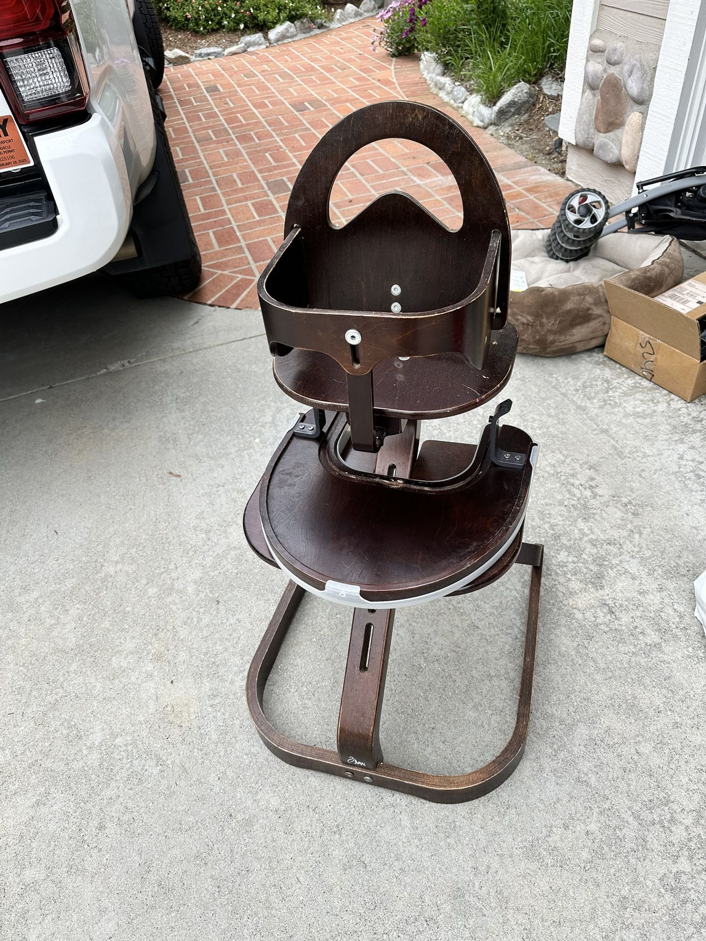 SVAN Adjustable High Chair