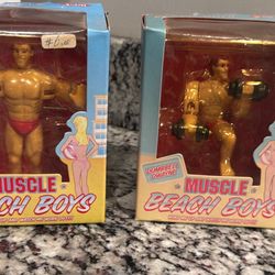 Push-up Preston and dumbbell Dwayne vintage wind up toys