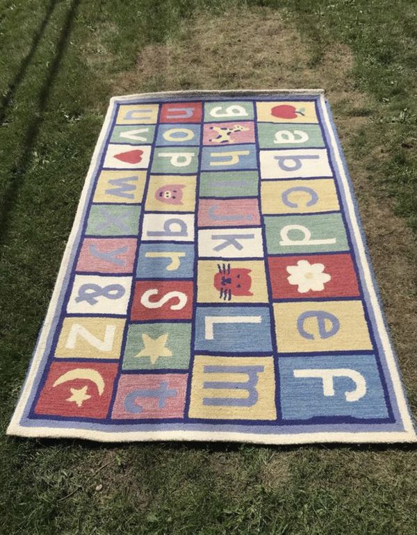 Pottery Barn Kids Area Rug 5x8 For In Bot Wa Offerup Pottery Barn Kids Area Rug 5x8