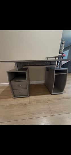 Techni Mobili Workstation Computer Desk