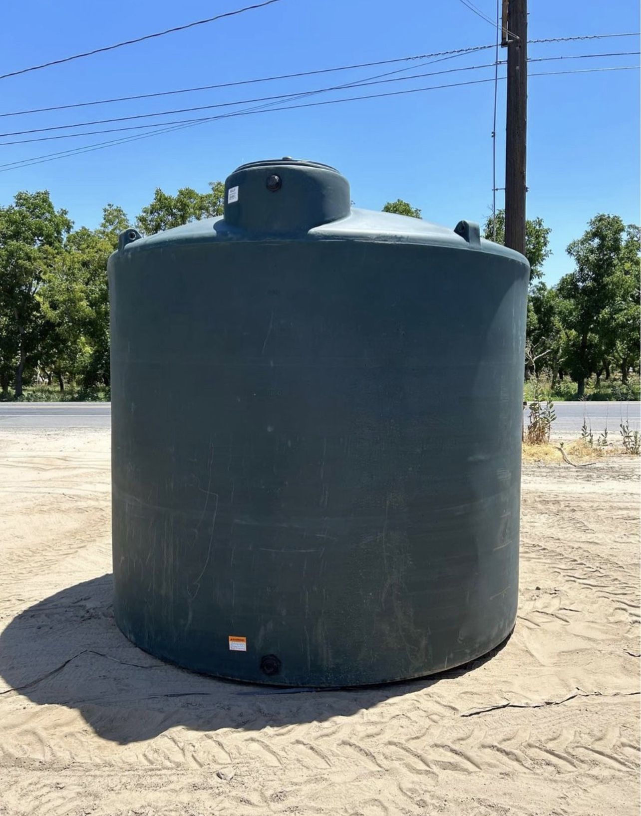 New 5000 Gallon Water Tanks